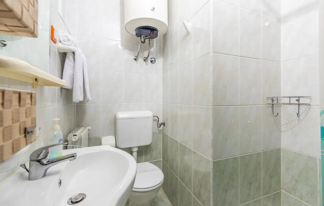 Apartments And Rooms Laura Pazin Chorwacja